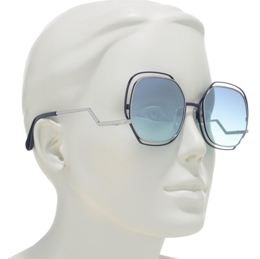 DVF OVERSIZED SUNGLASSES - NEW W/TAGS